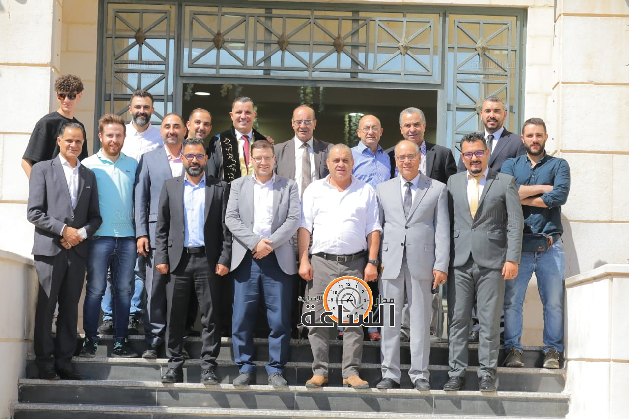 Madar Al-Saa Images 0.8564605367653213