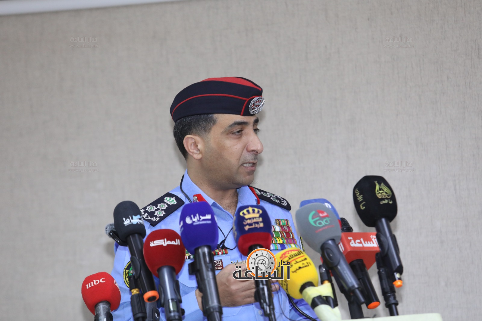 Madar Al-Saa Images 0.4399624258507884