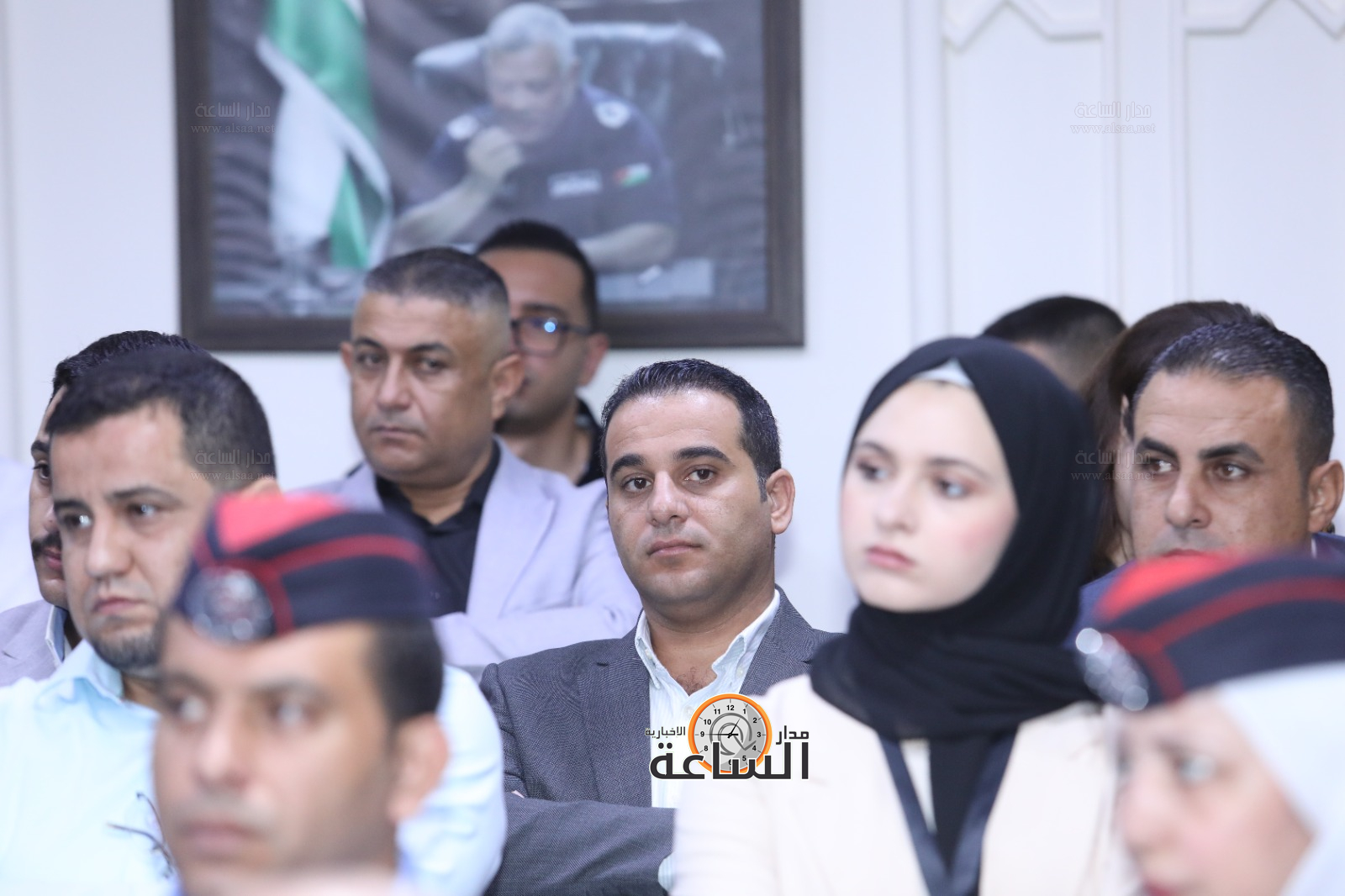 Madar Al-Saa Images 0.30665679561605486