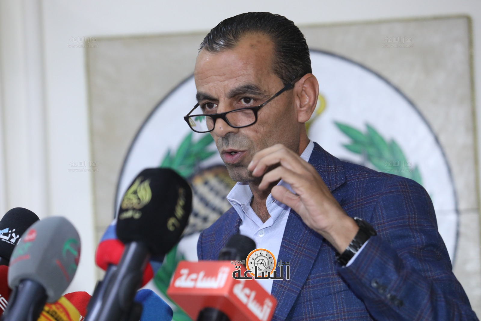 Madar Al-Saa Images 0.385677221595742