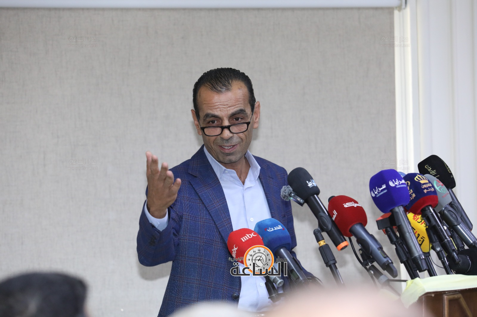 Madar Al-Saa Images 0.48782216678408696