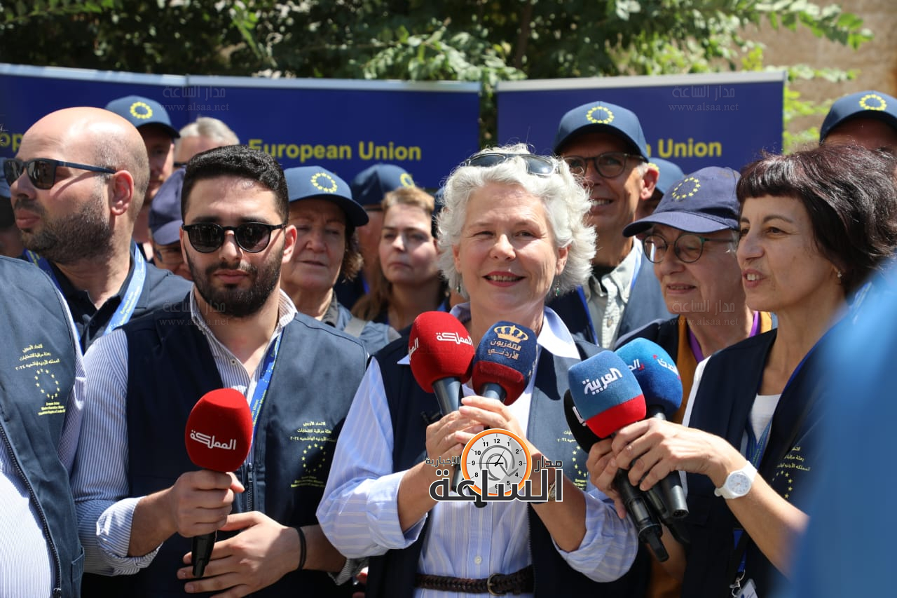 Madar Al-Saa Images 0.7616917508684748