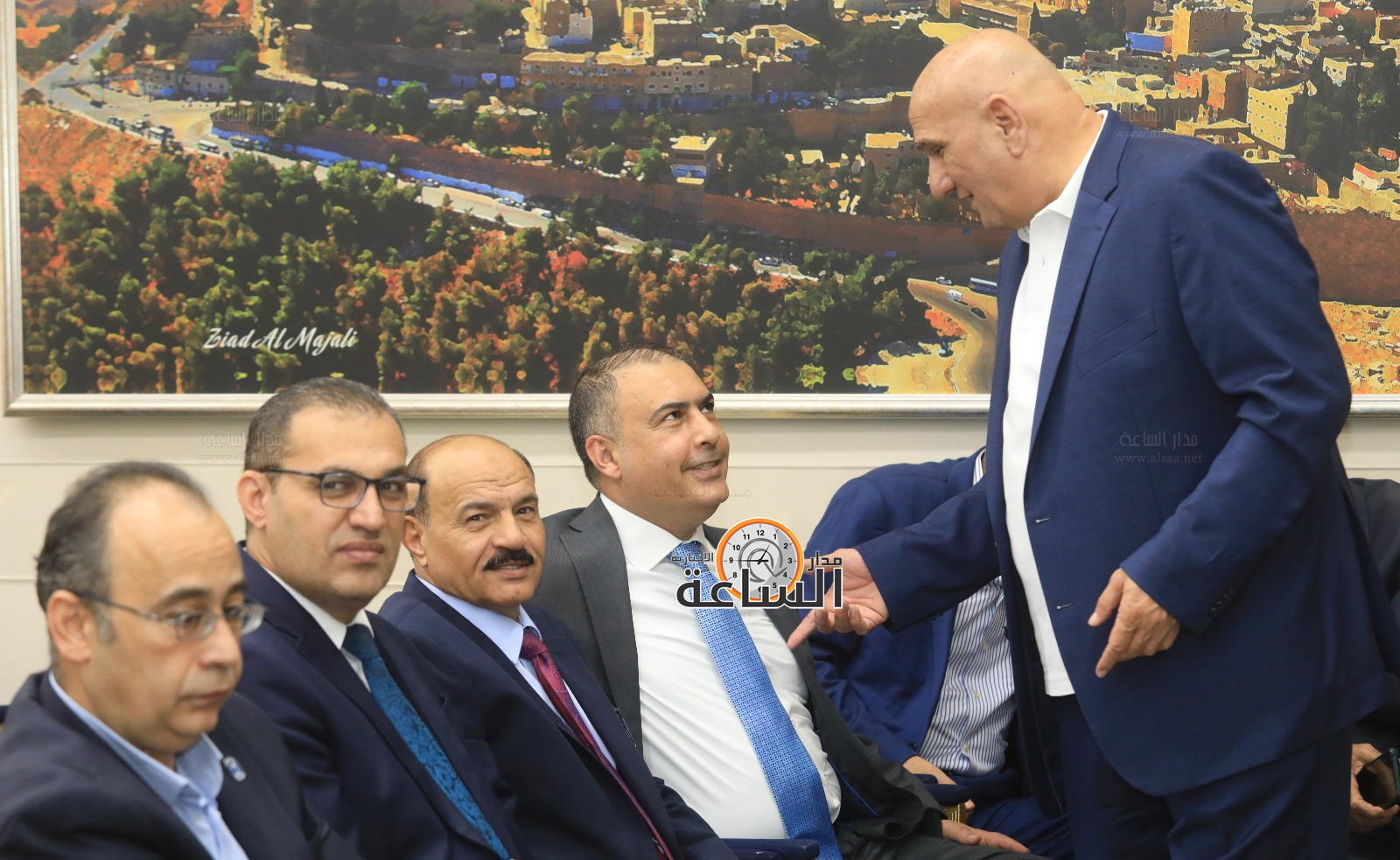 Madar Al-Saa Images 0.5108126538632252