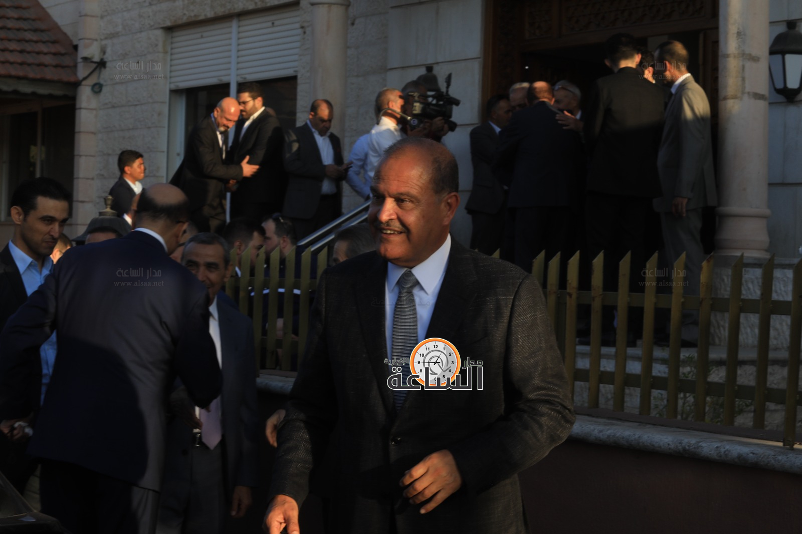 Madar Al-Saa Images 0.7477299152663537