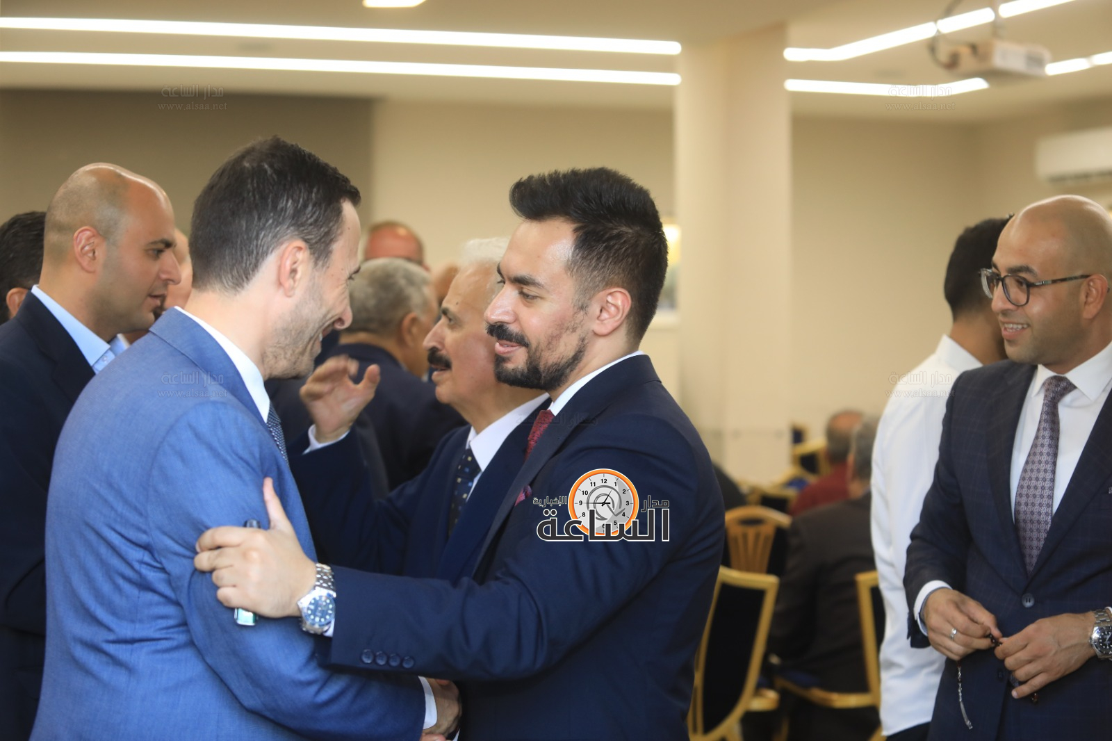 Madar Al-Saa Images 0.9403558717046234