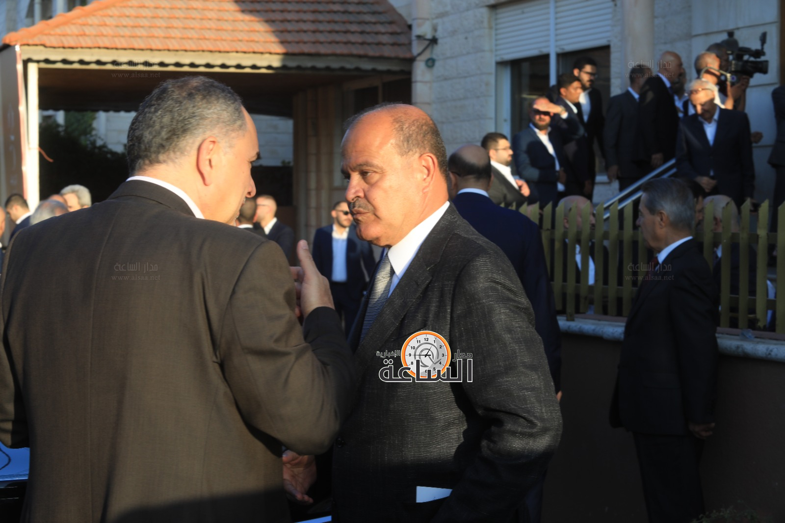 Madar Al-Saa Images 0.6125119737475129