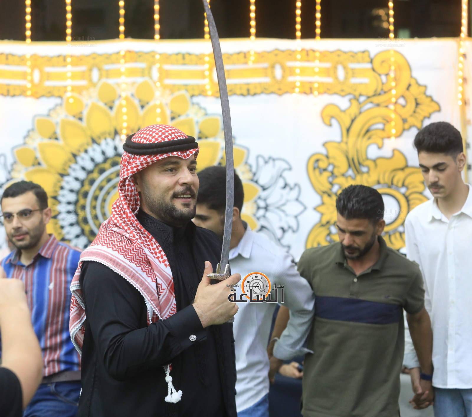 Madar Al-Saa Images 0.3804731729611335