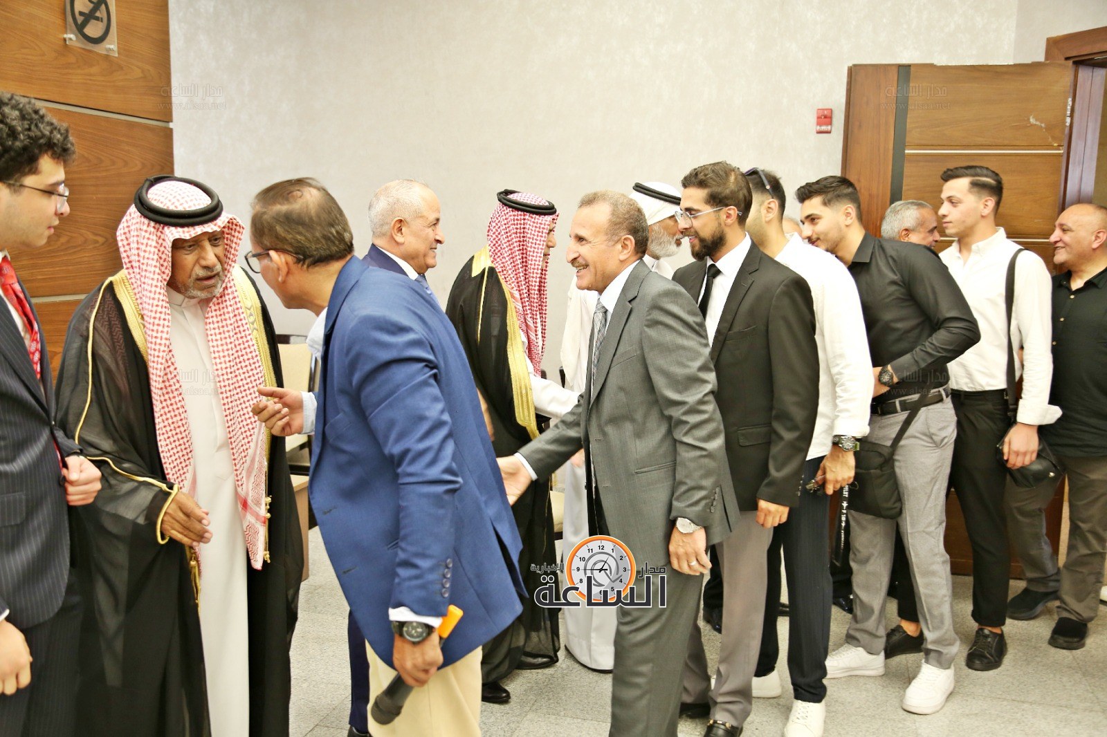 Madar Al-Saa Images 0.4029588464196112