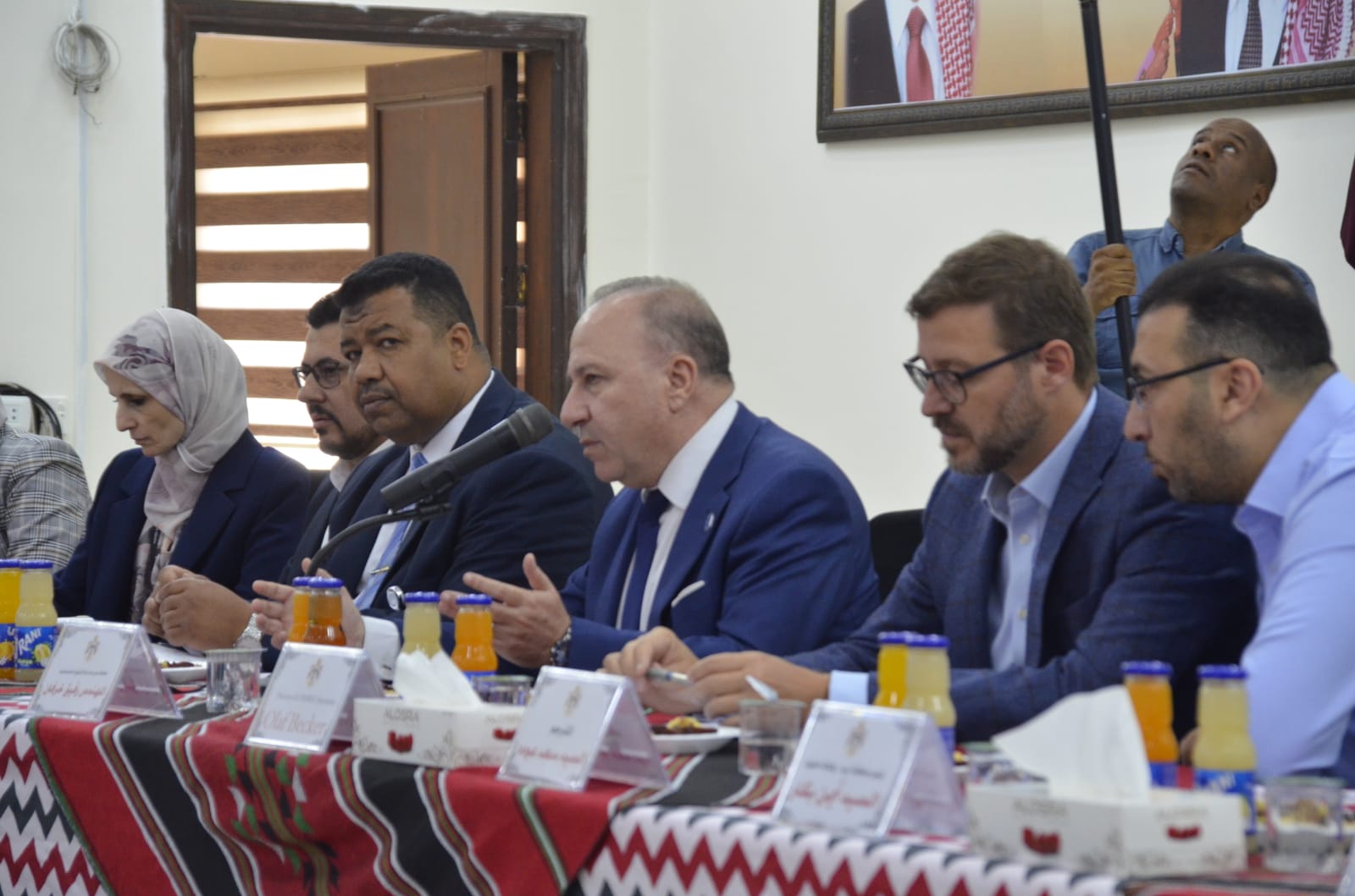 Madar Al-Saa Images 0.3697386744716331