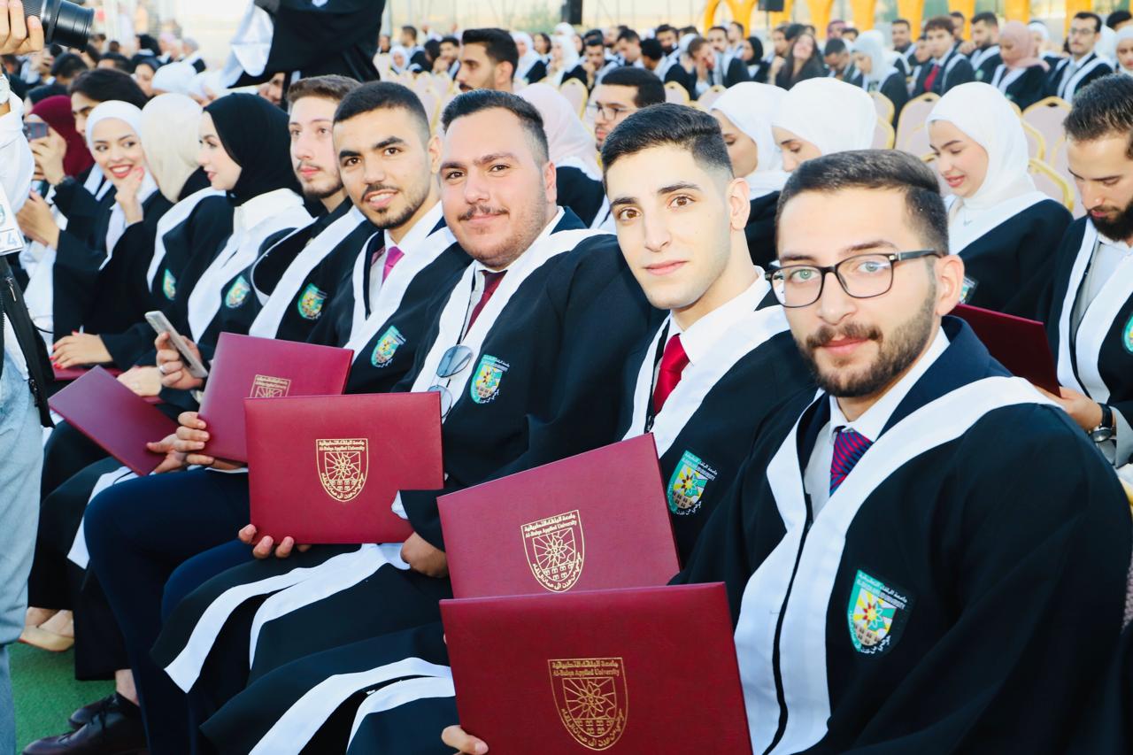 Madar Al-Saa Images 0.550275577604423