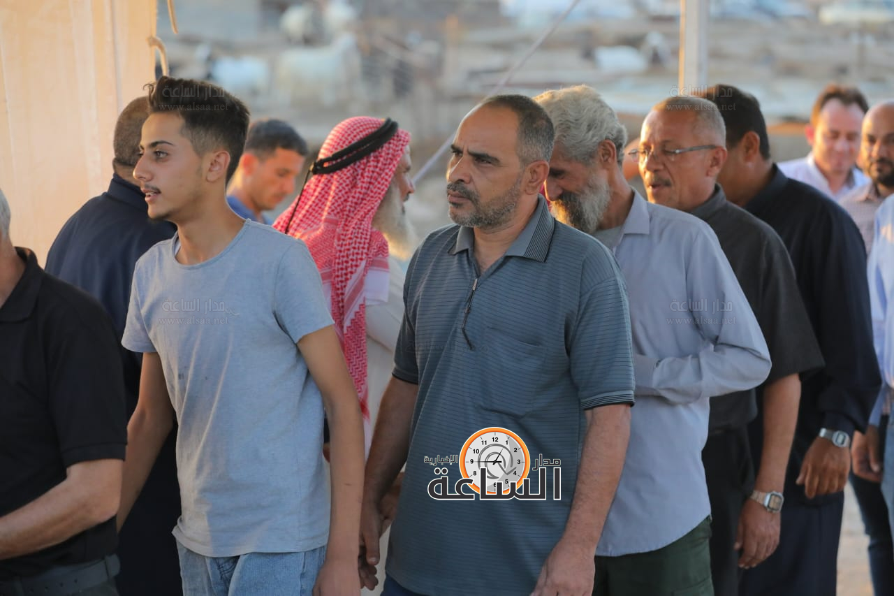 Madar Al-Saa Images 0.7725502613272497