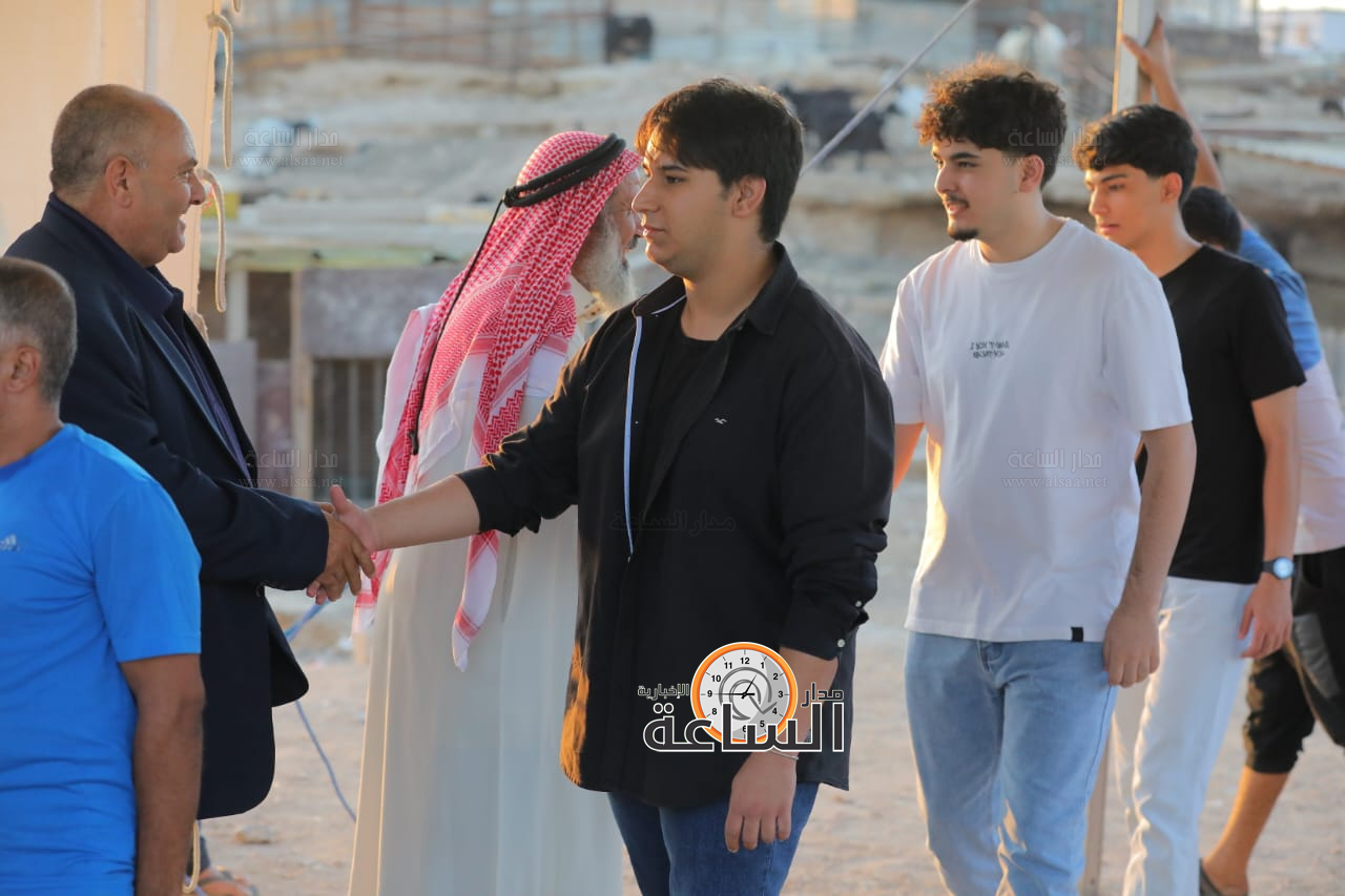 Madar Al-Saa Images 0.7059416531443485