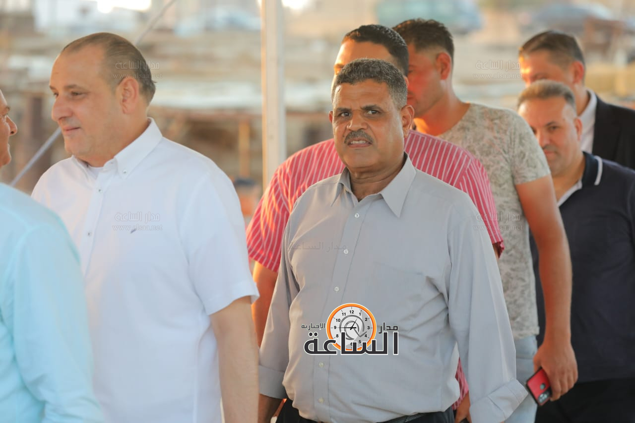 Madar Al-Saa Images 0.8005505301209801