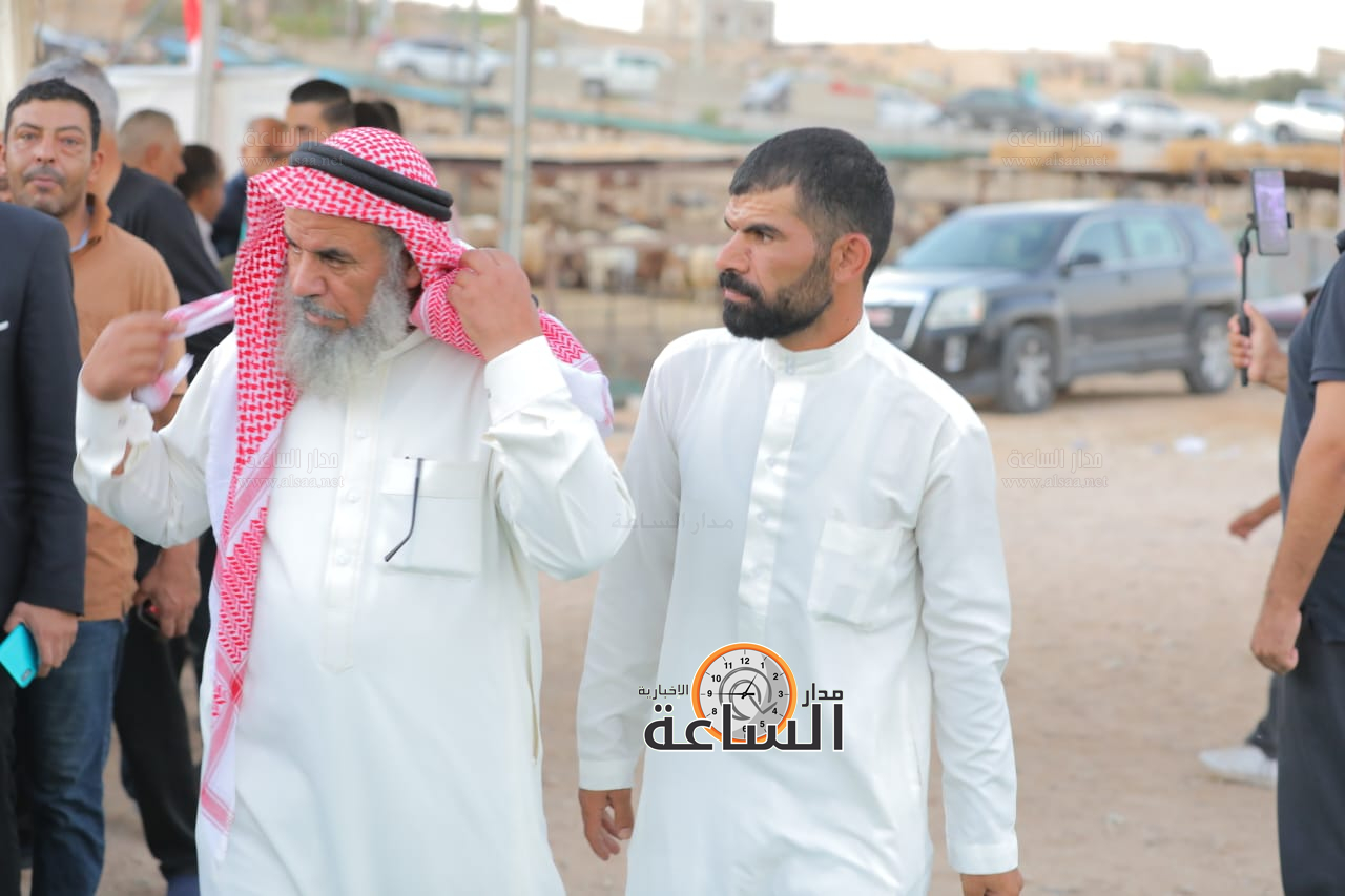 Madar Al-Saa Images 0.7018098847812477