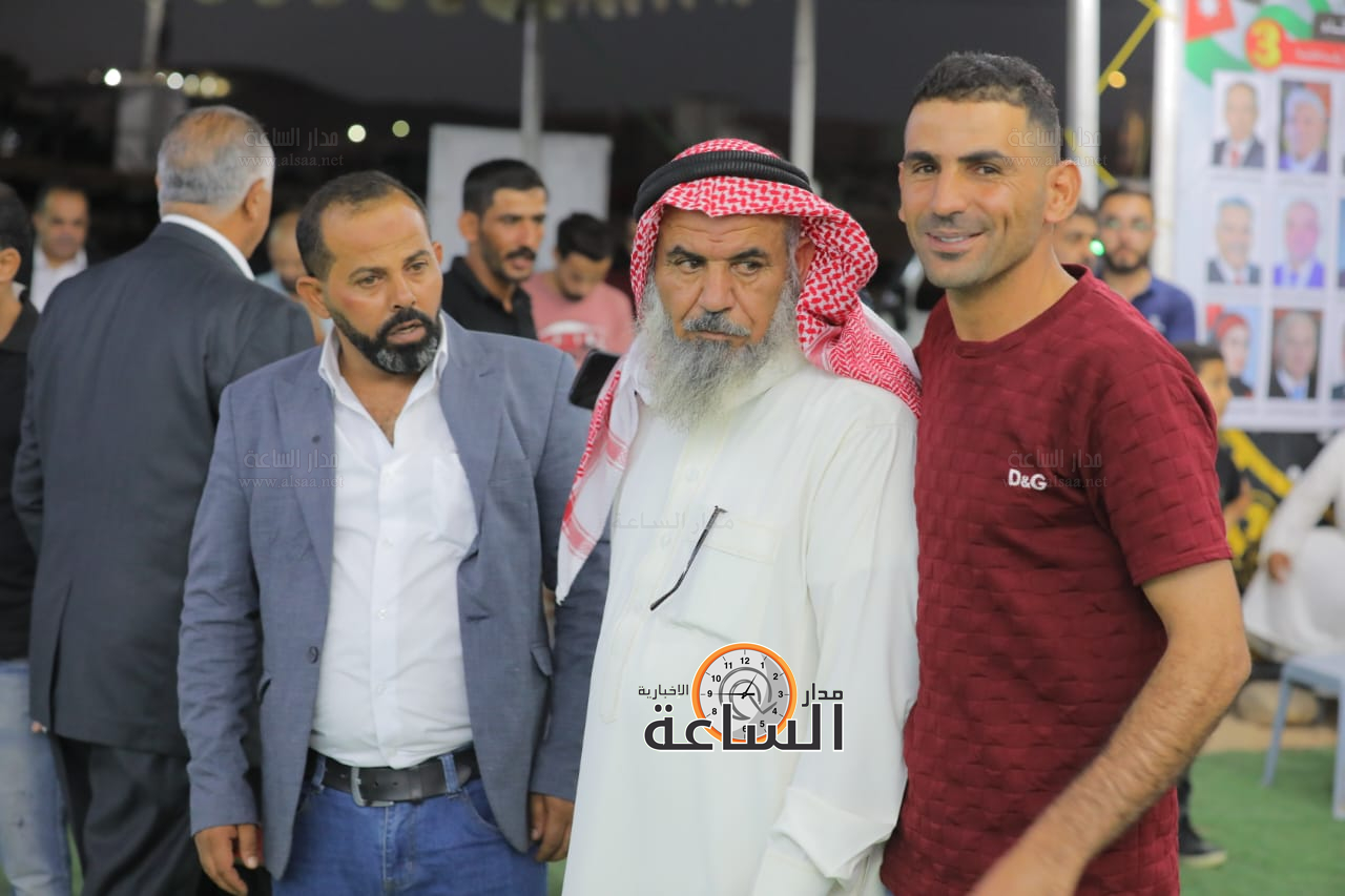 Madar Al-Saa Images 0.4389930761142973