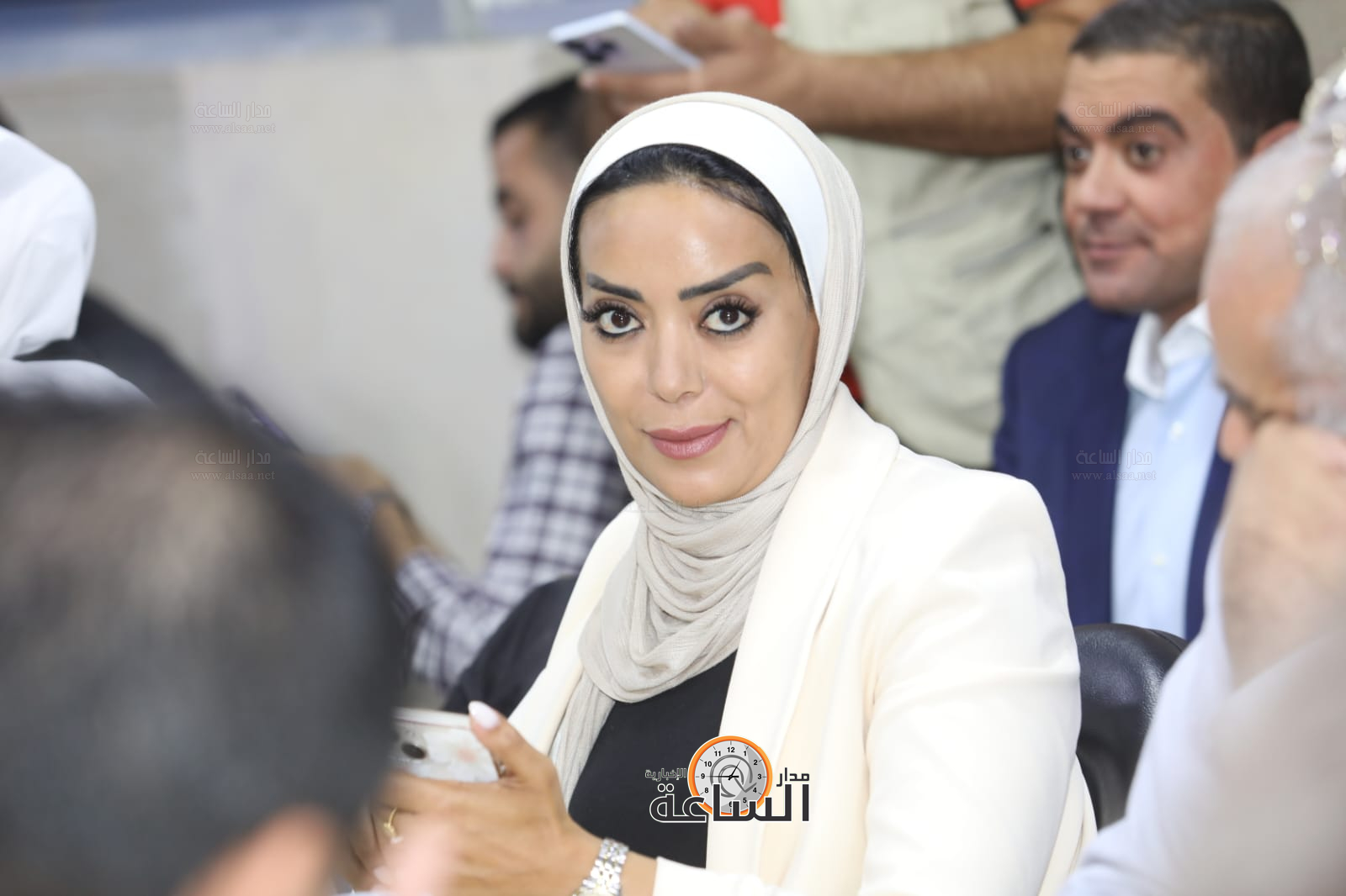 Madar Al-Saa Images 0.2982706843230156