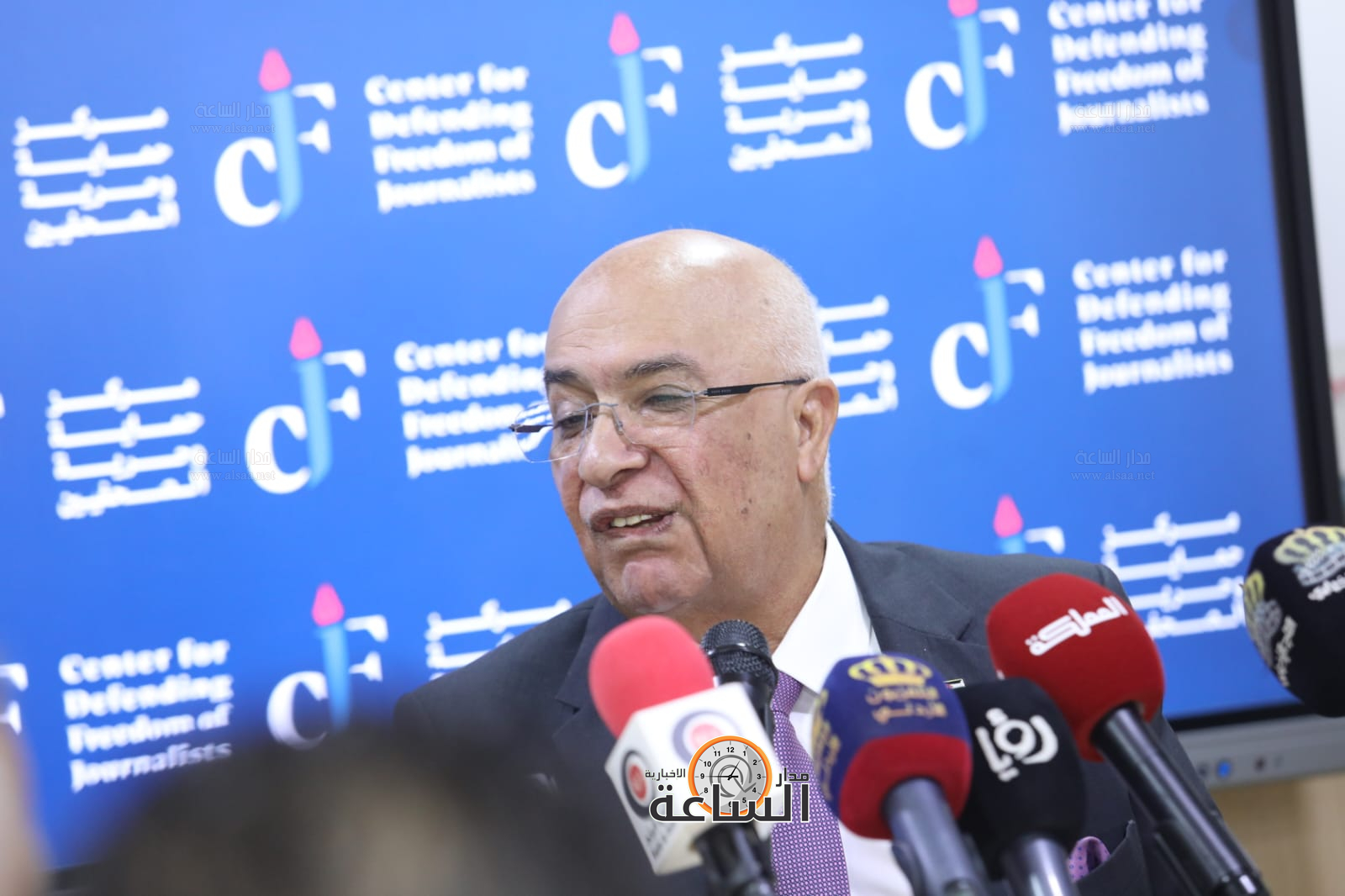 Madar Al-Saa Images 0.2460989342444948