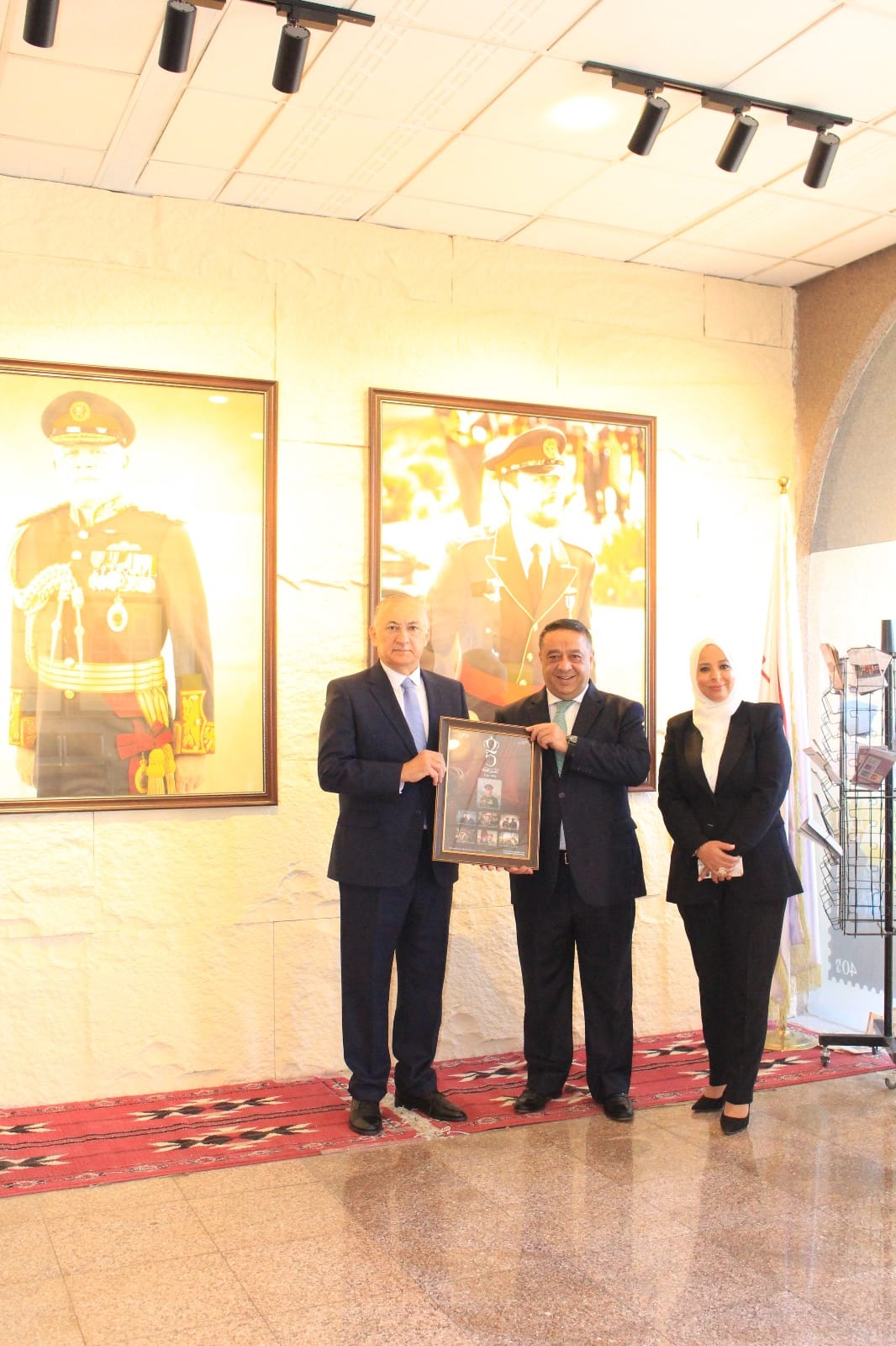 Madar Al-Saa Images 0.9800633689833618