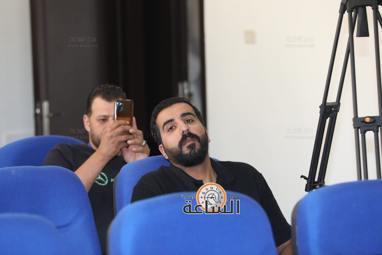 Madar Al-Saa Images 0.37983579165172654