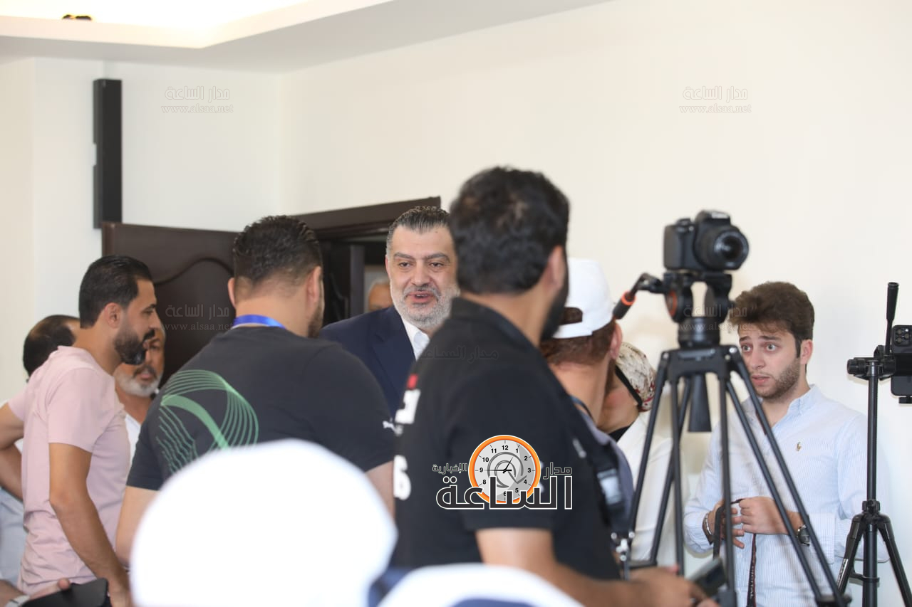 Madar Al-Saa Images 0.13792713916565713