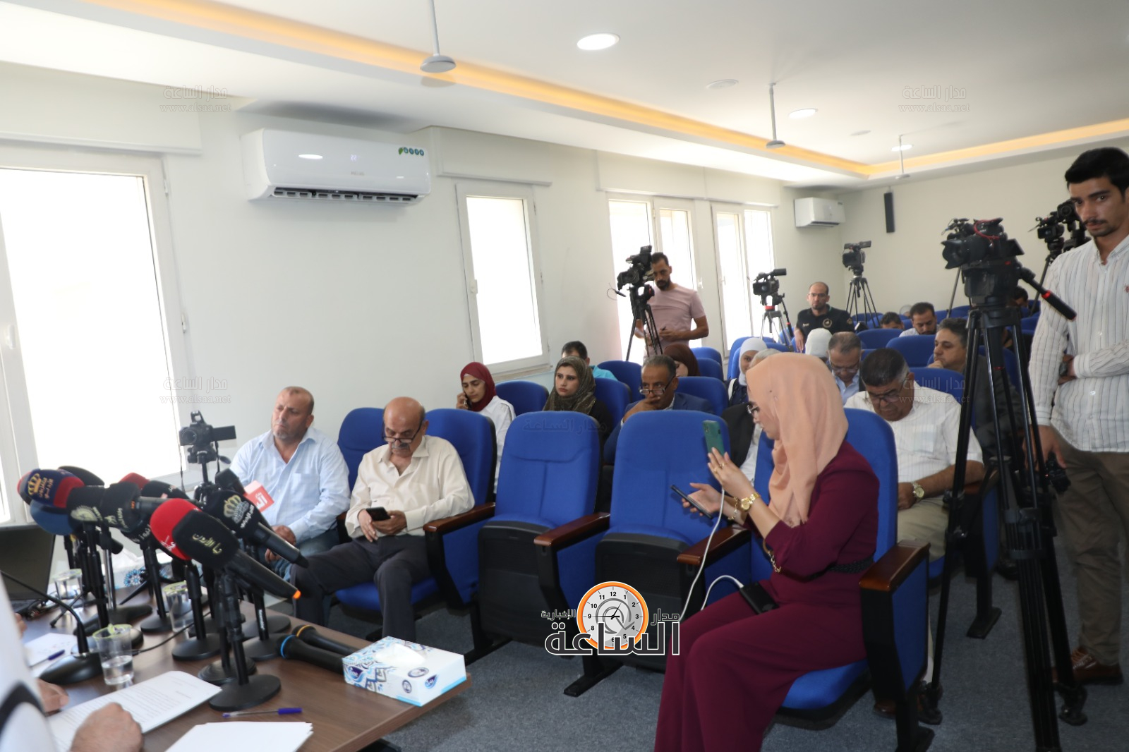 Madar Al-Saa Images 0.008677728524292716