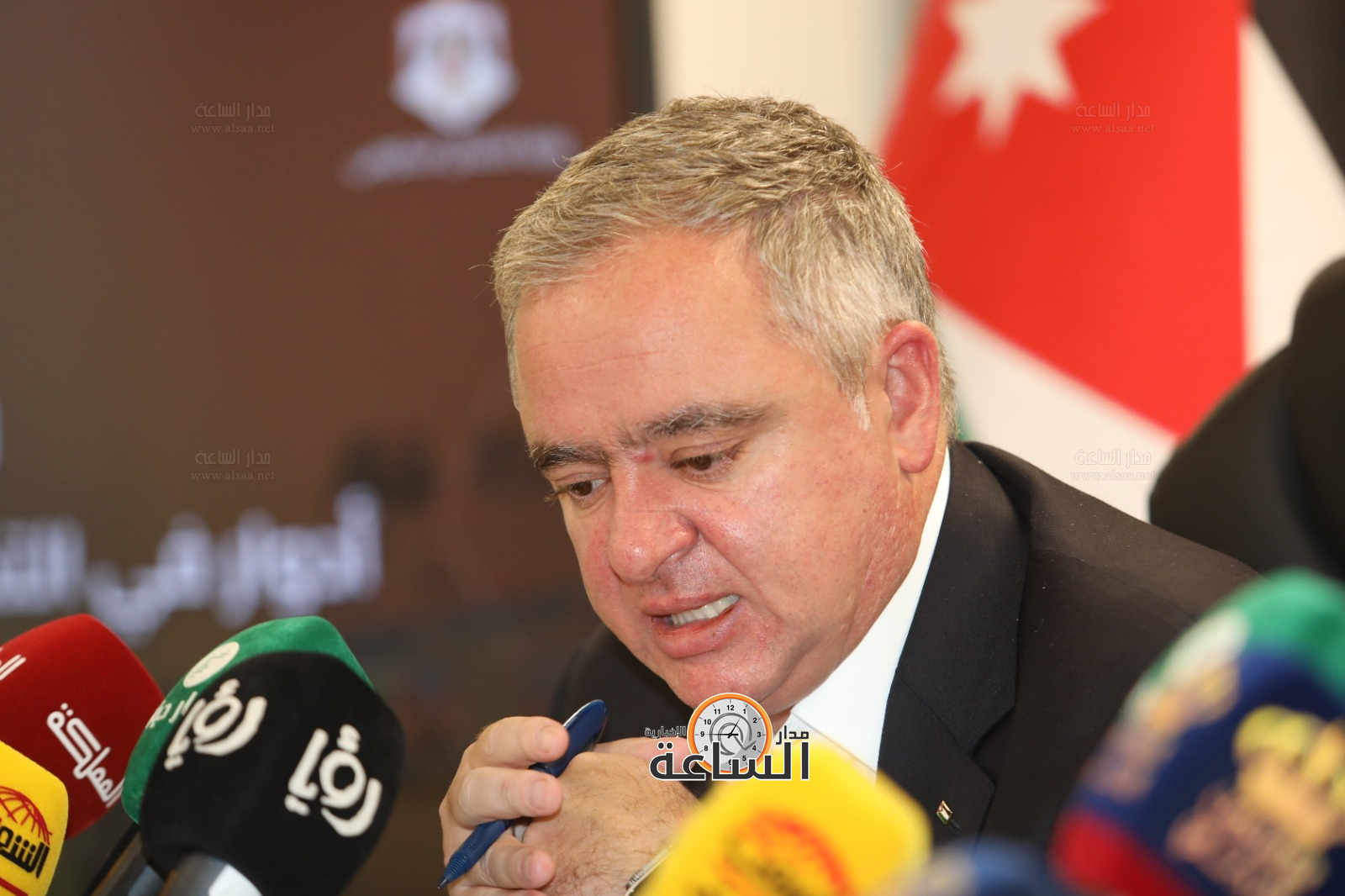 Madar Al-Saa Images 0.12394264643008723