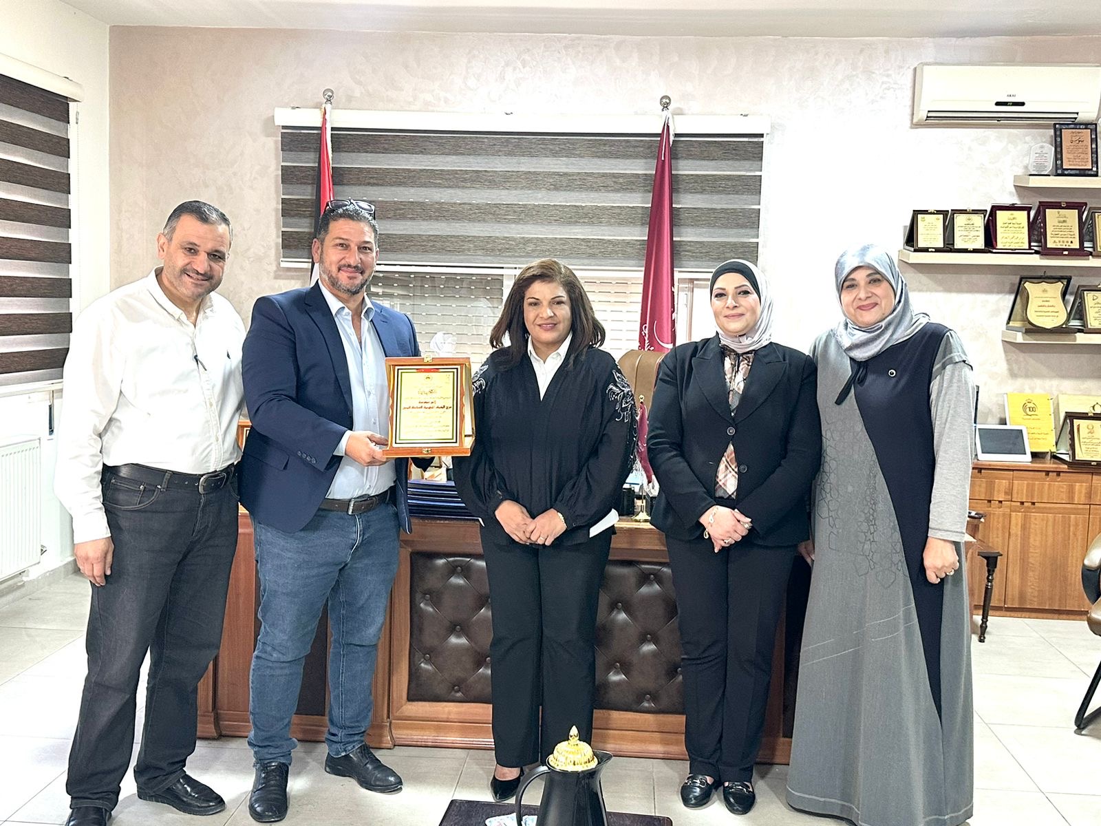 Madar Al-Saa Images 0.5352591829585268