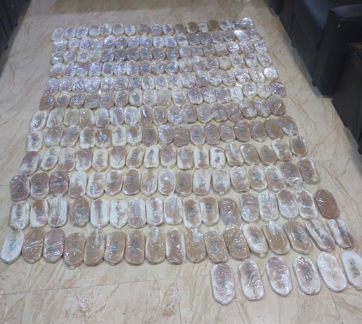 Madar Al-Saa Images 0.210805066244794