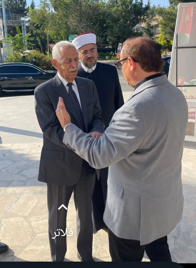 Madar Al-Saa Images 0.6705636906298453