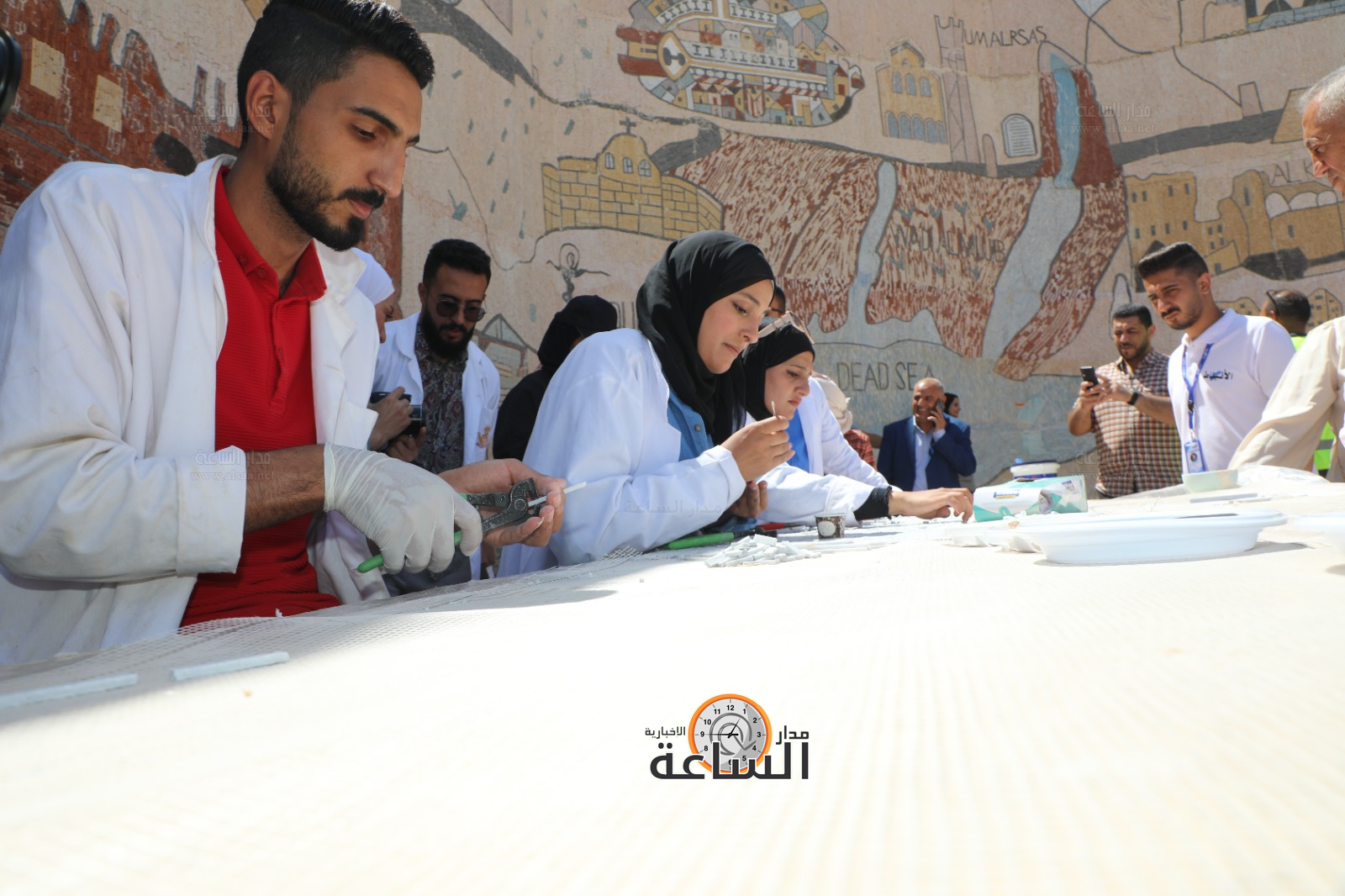 Madar Al-Saa Images 0.6406887364683262