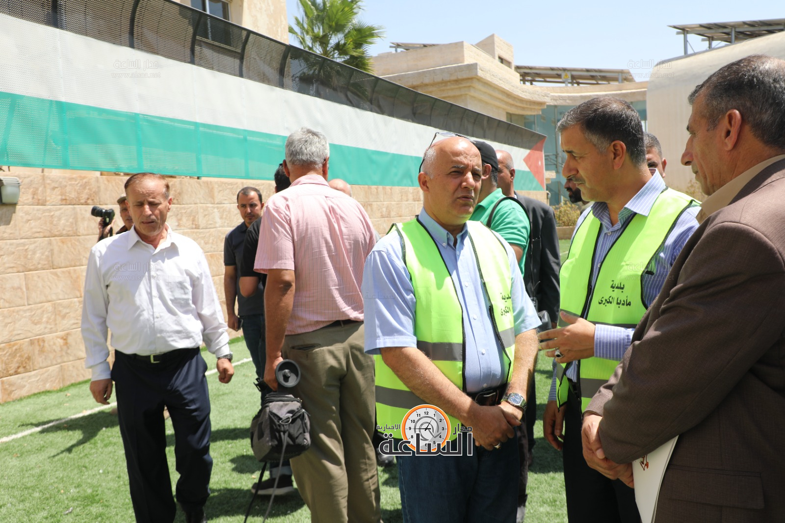 Madar Al-Saa Images 0.27059486876721617