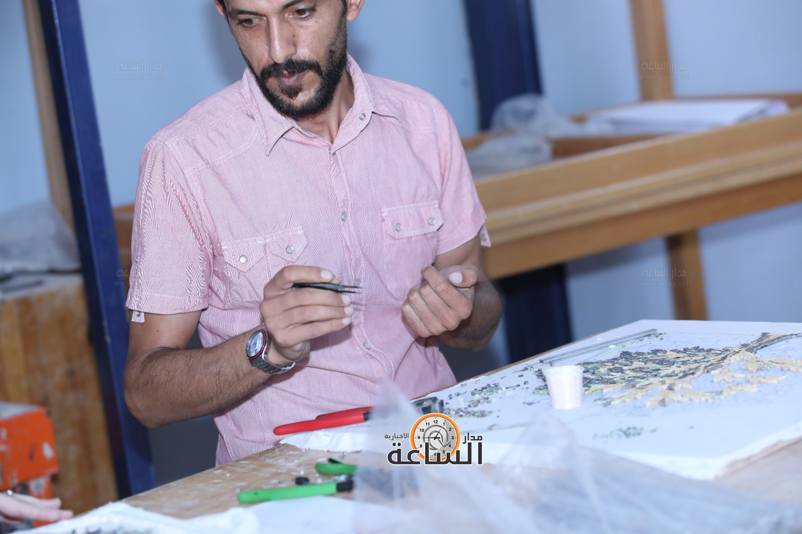 Madar Al-Saa Images 0.6813803217467962