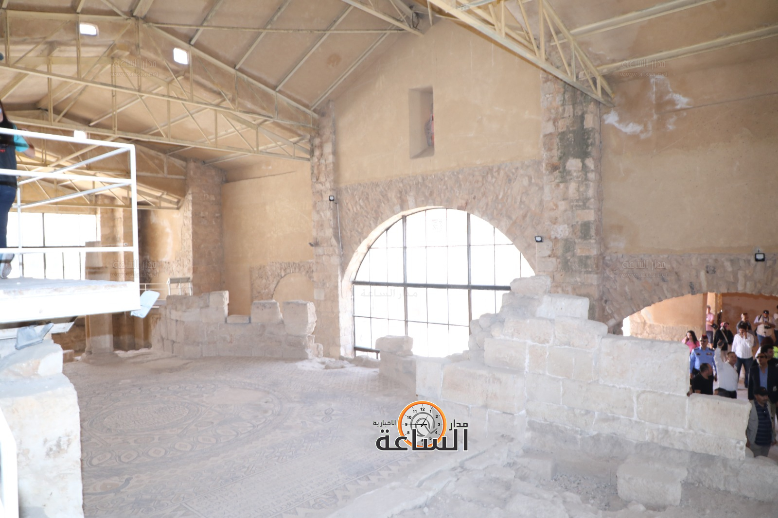 Madar Al-Saa Images 0.26540720163031084