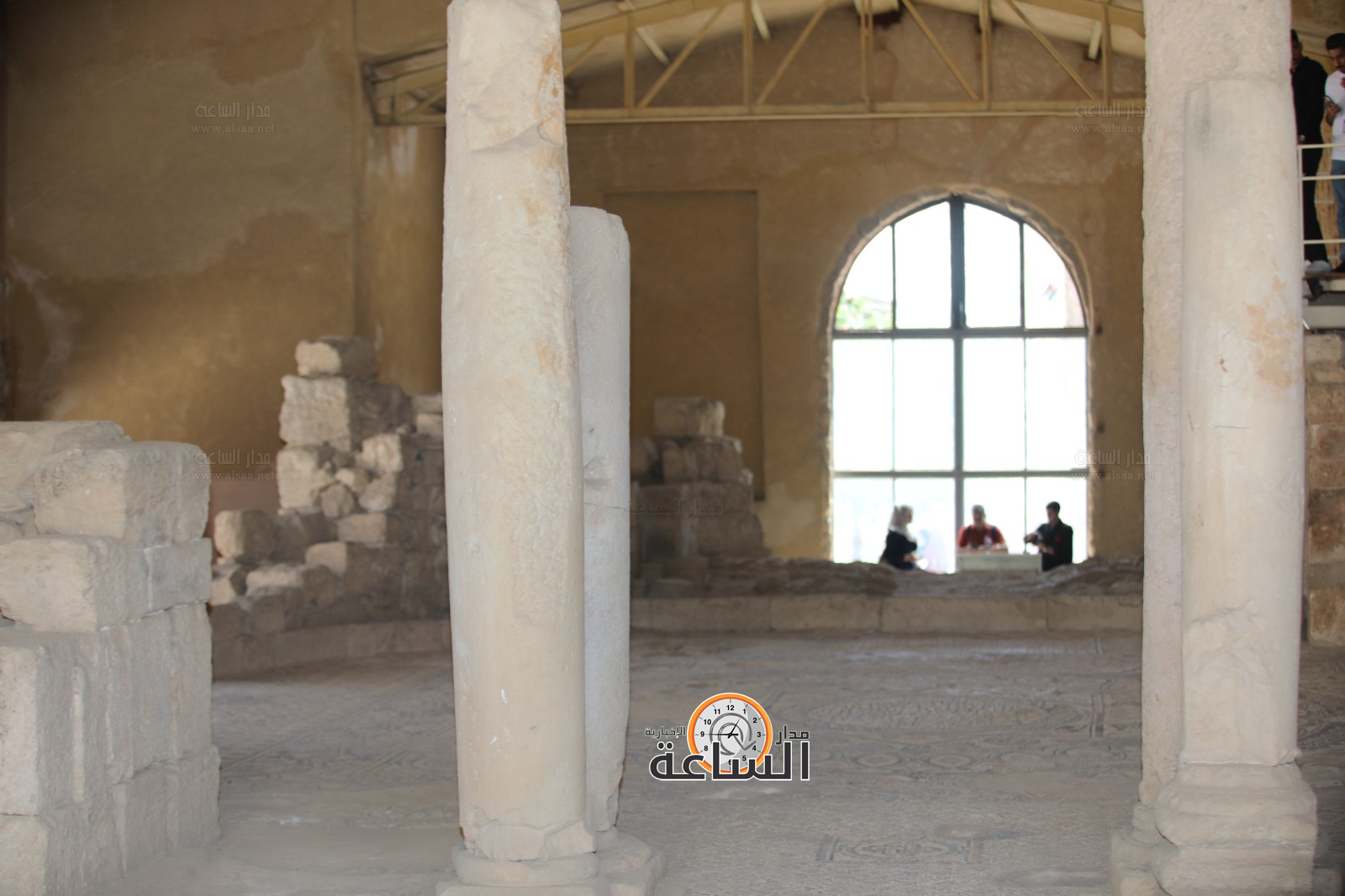 Madar Al-Saa Images 0.5837385477391264