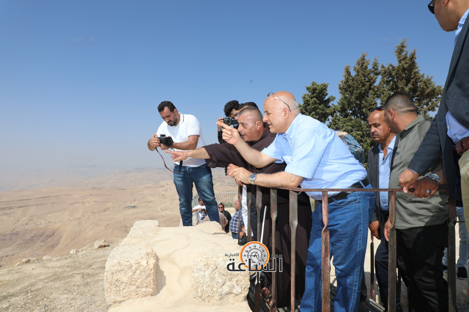 Madar Al-Saa Images 0.9555205726527982