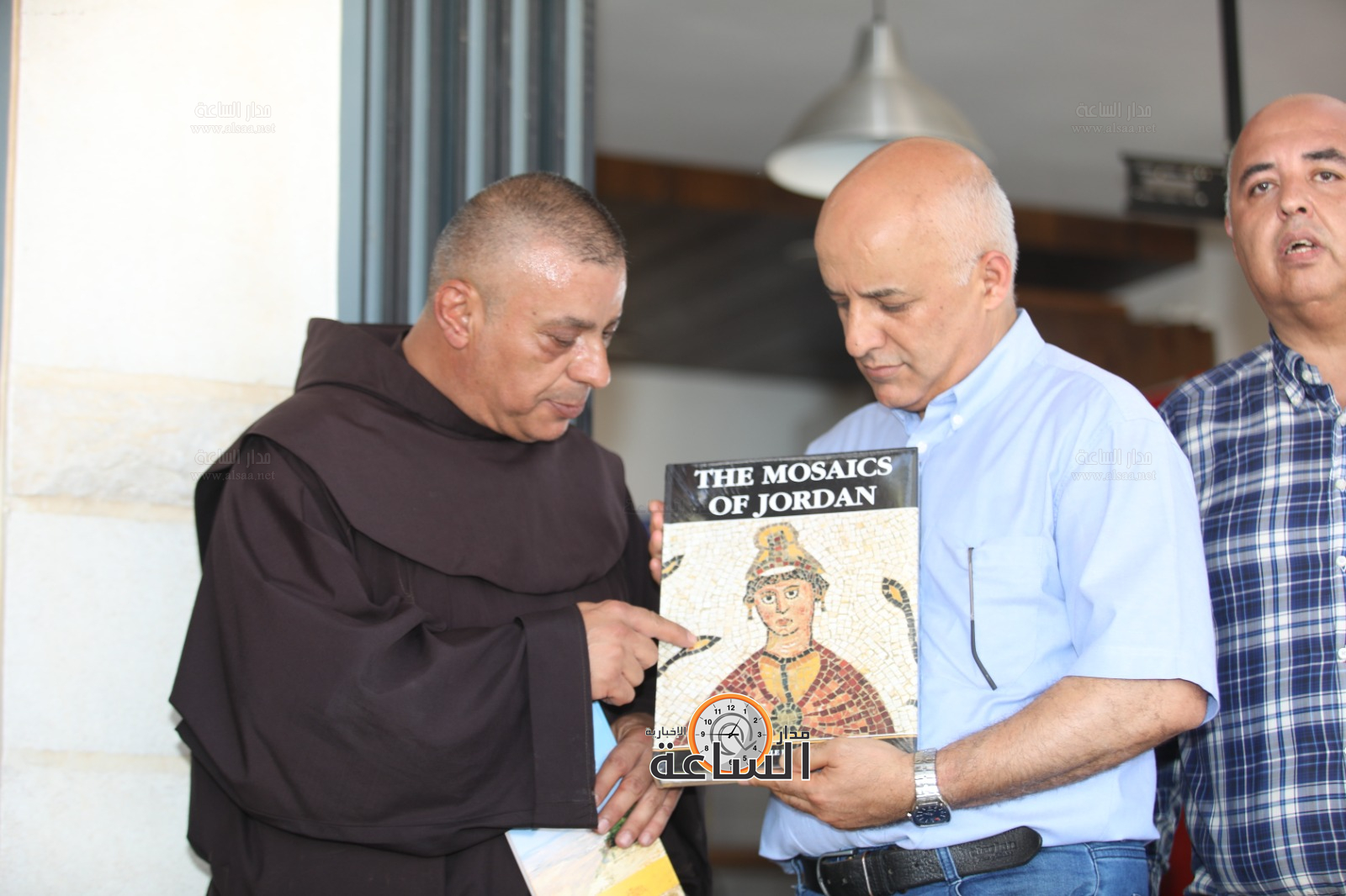 Madar Al-Saa Images 0.3954781592668133