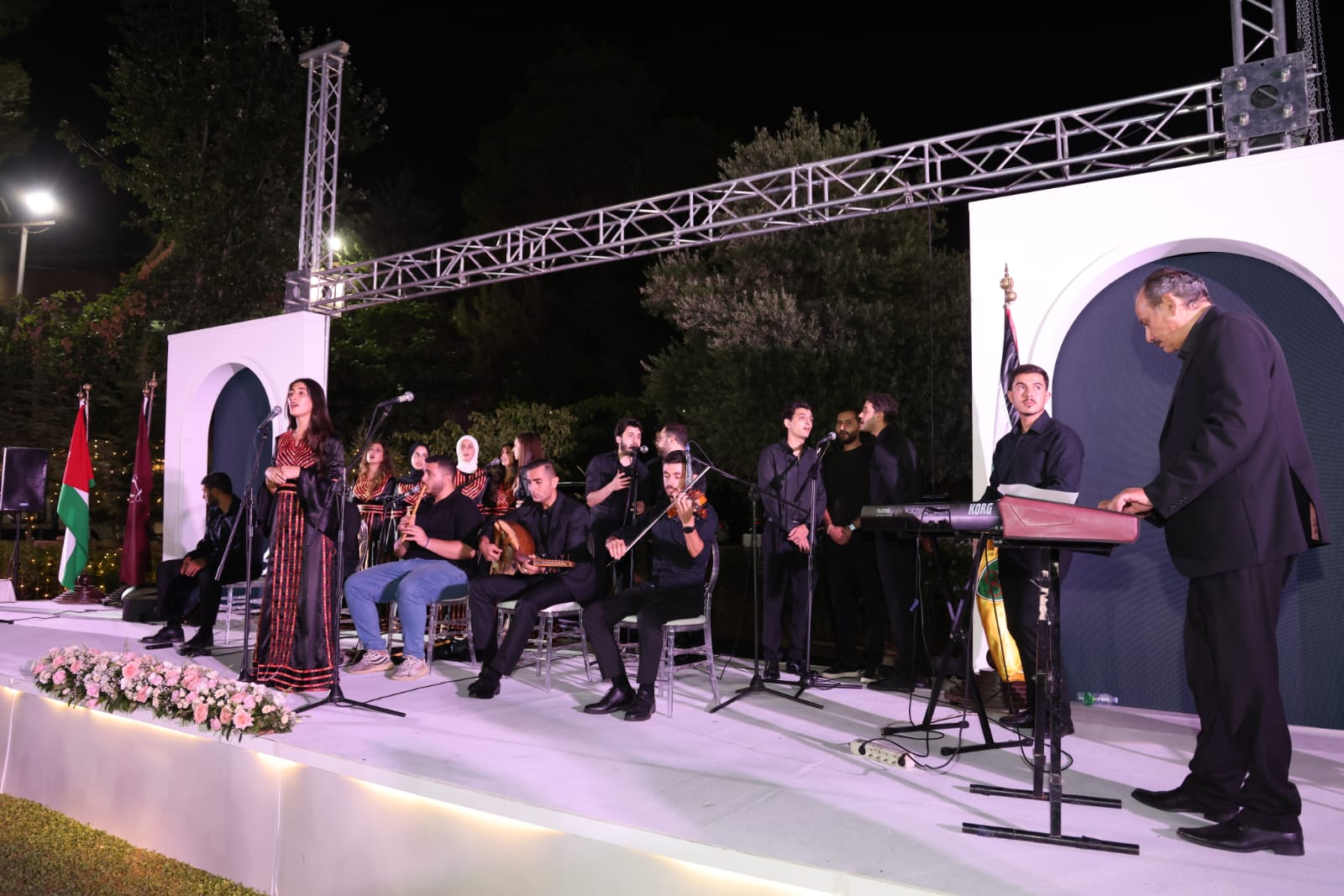 Madar Al-Saa Images 0.20576366834497528