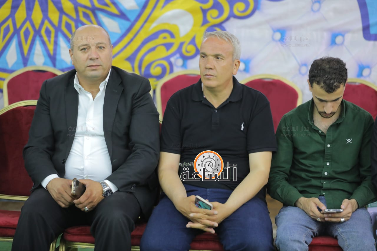 Madar Al-Saa Images 0.5410916561550394