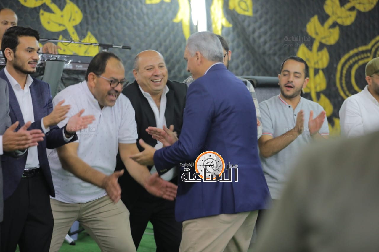 Madar Al-Saa Images 0.5348614240101739