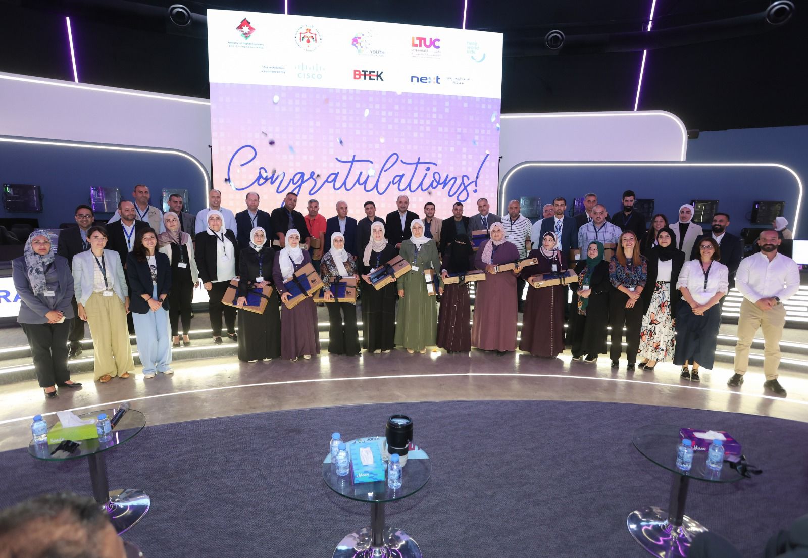 Madar Al-Saa Images 0.8043415693124796