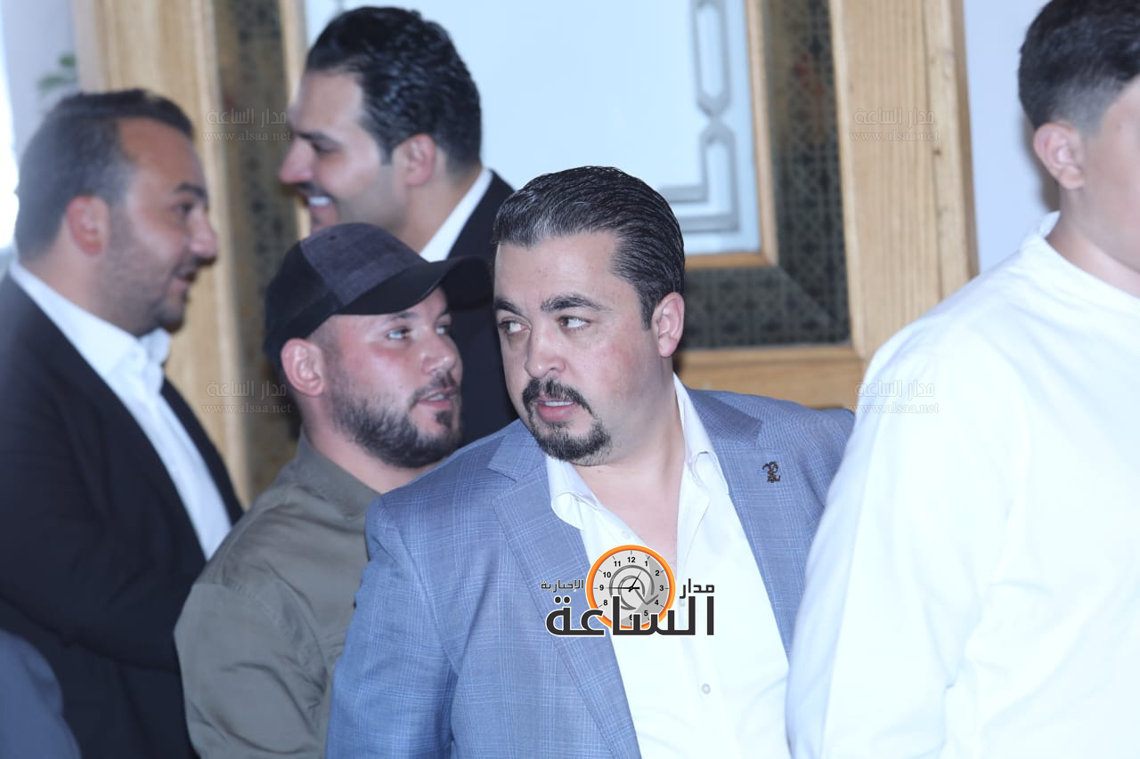 Madar Al-Saa Images 0.3809885750178217