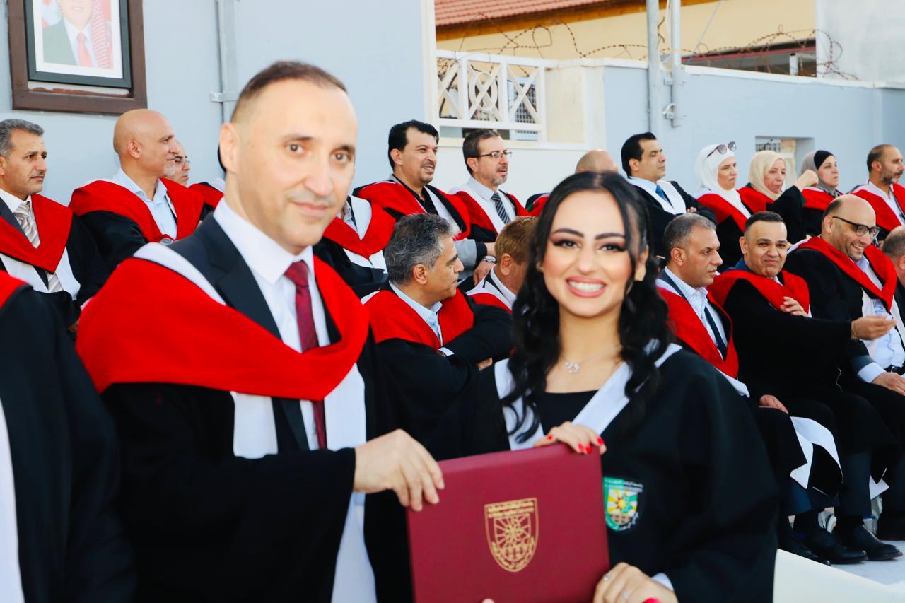 Madar Al-Saa Images 0.6227421040753642