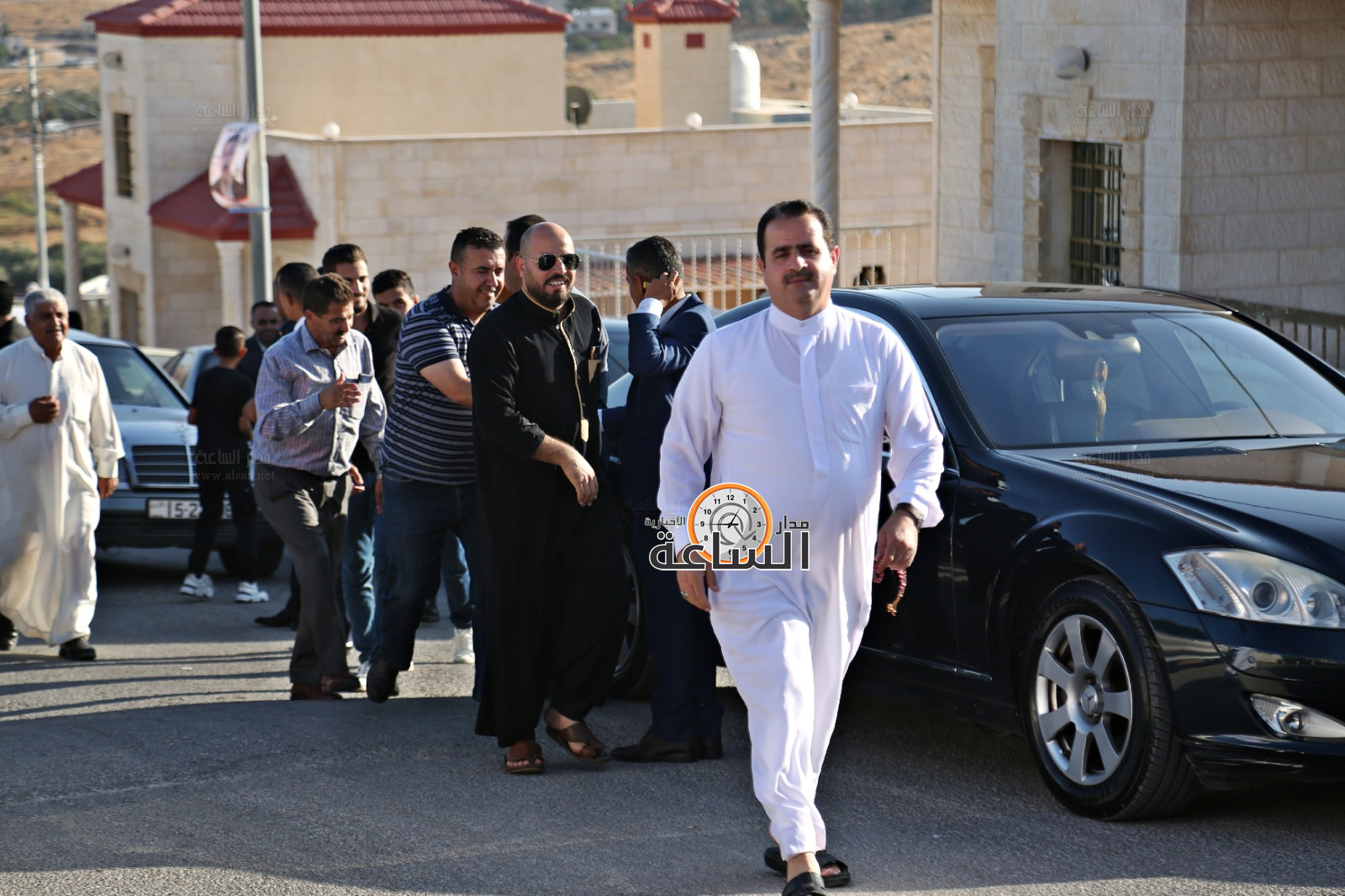 Madar Al-Saa Images 0.7172086327447345