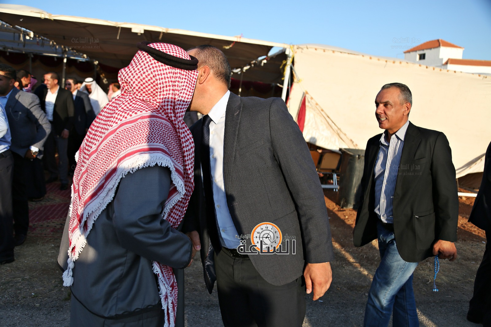 Madar Al-Saa Images 0.4160795792429257