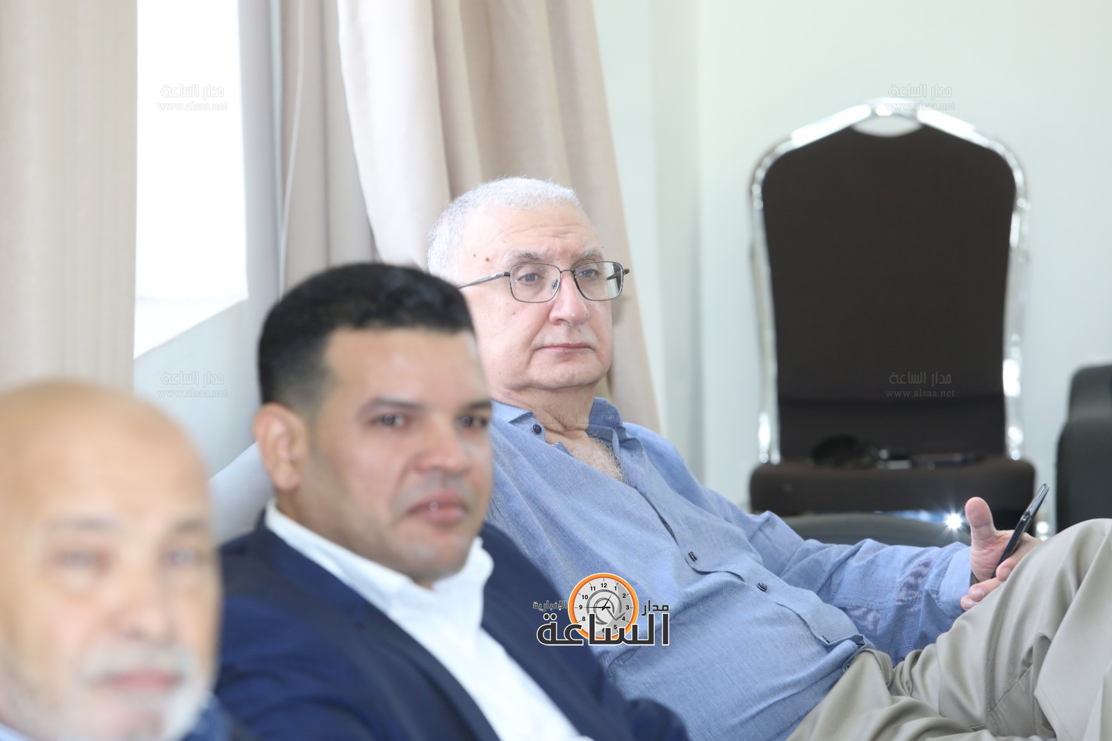 Madar Al-Saa Images 0.5581332551355835