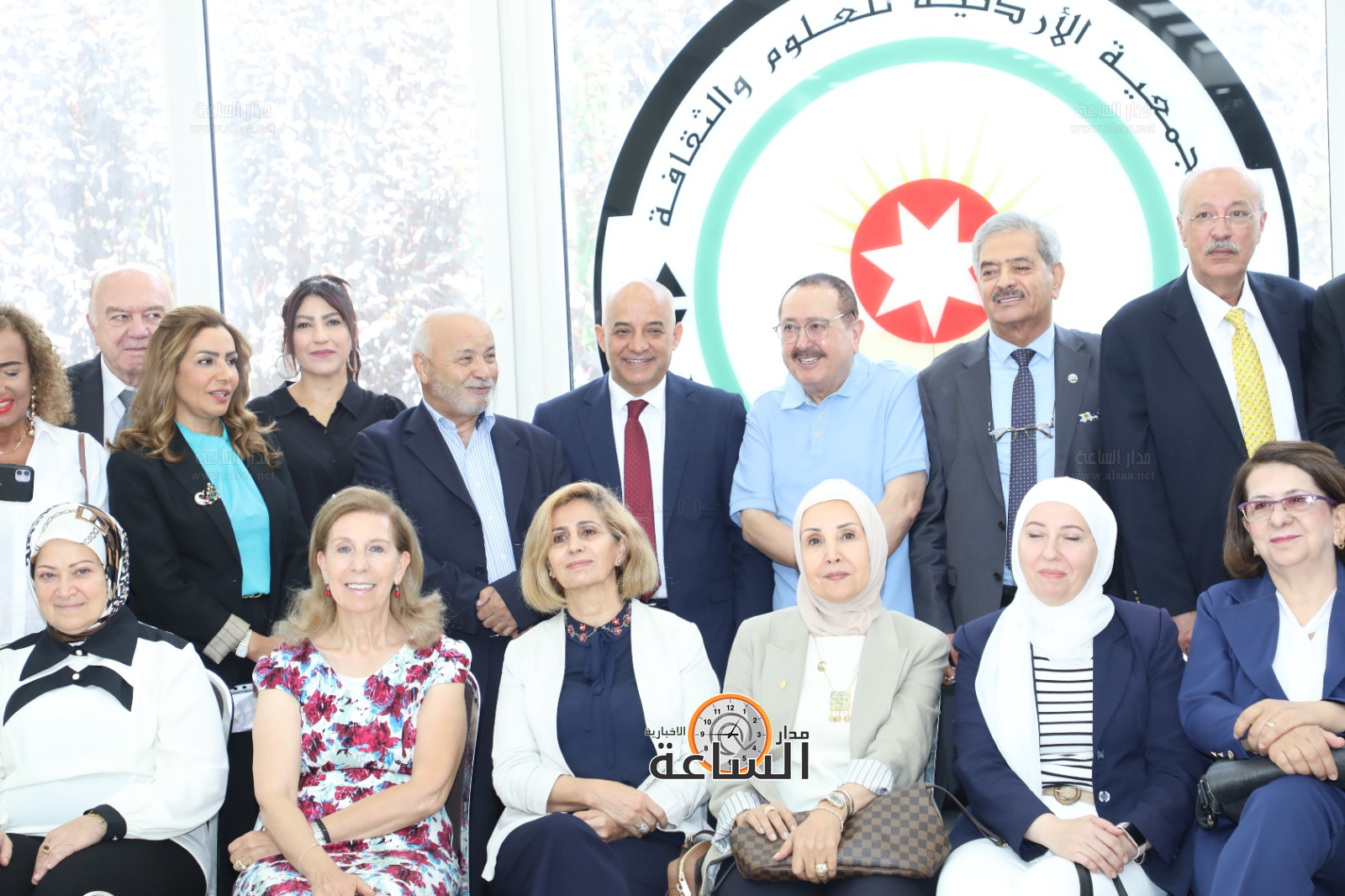 Madar Al-Saa Images 0.5102215577155627