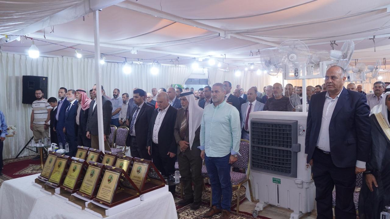 Madar Al-Saa Images 0.9885789377914123