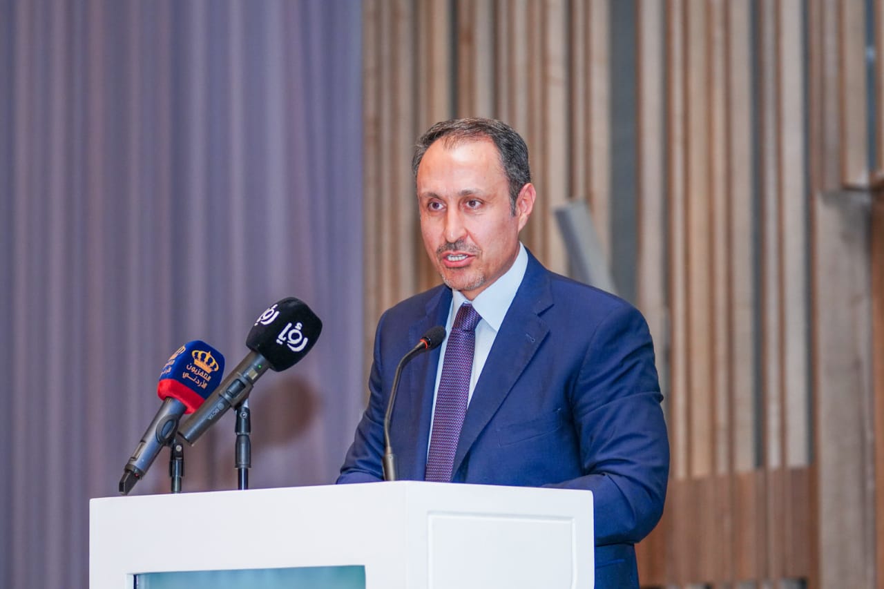 Madar Al-Saa Images 0.7204636002589908