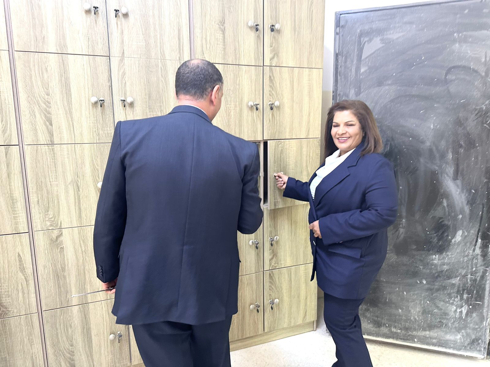 Madar Al-Saa Images 0.20023617355250134