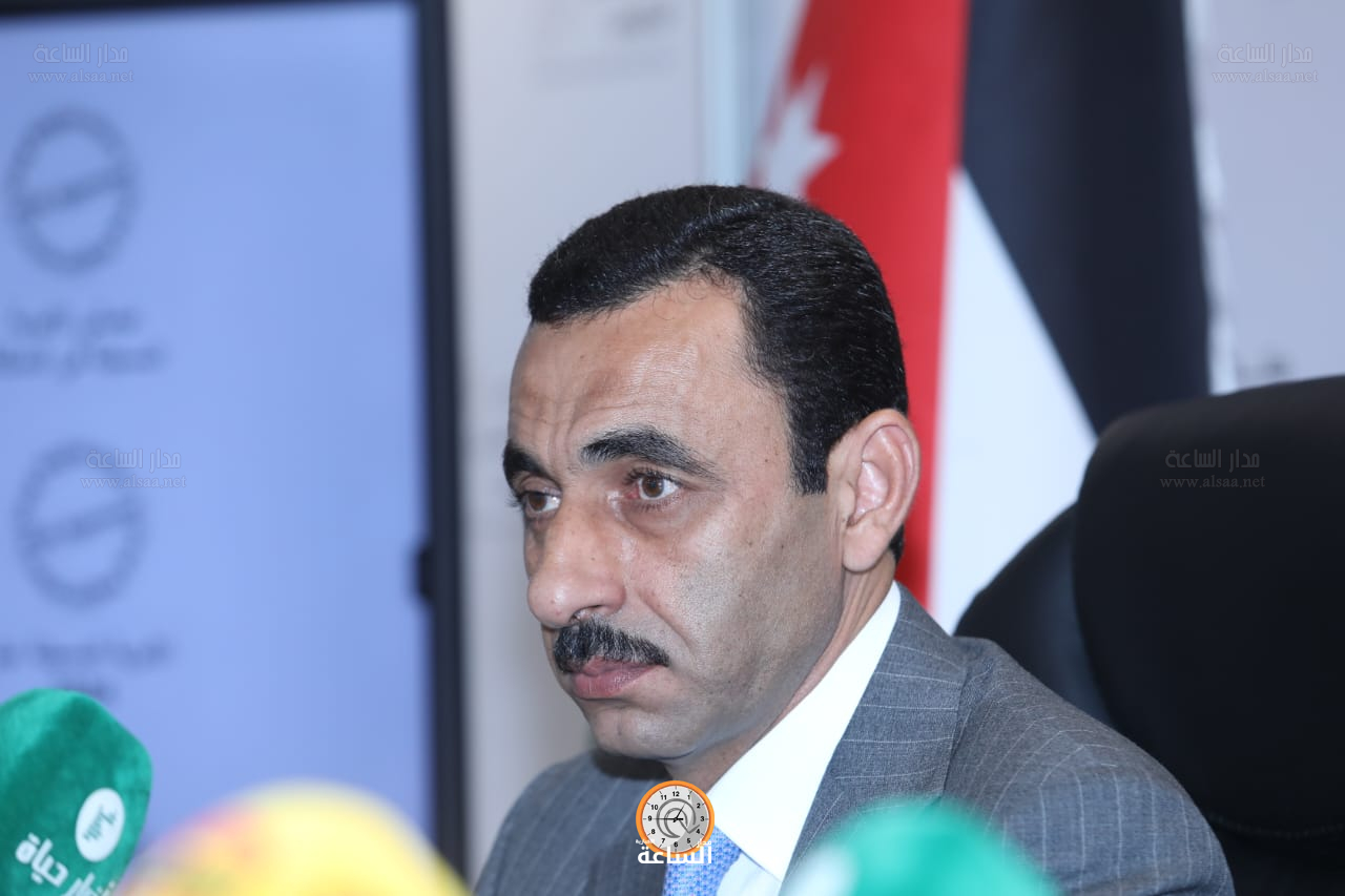 Madar Al-Saa Images 0.7892581832438024